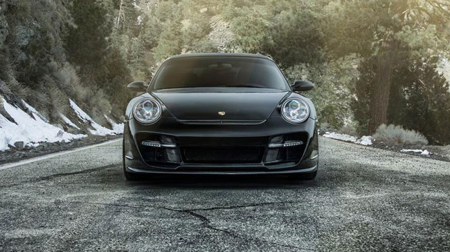 Porsche-911-Turbo-(1)