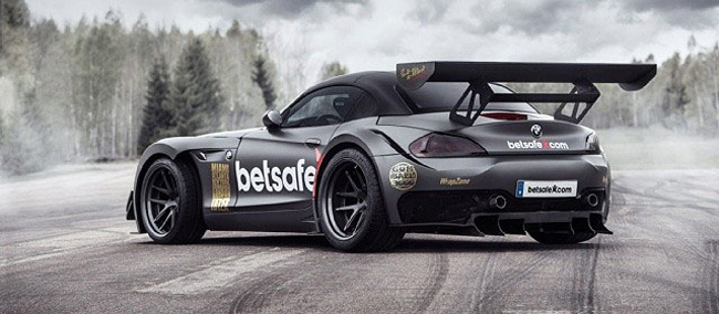 BMW Z4 GT3 Gumball 3000