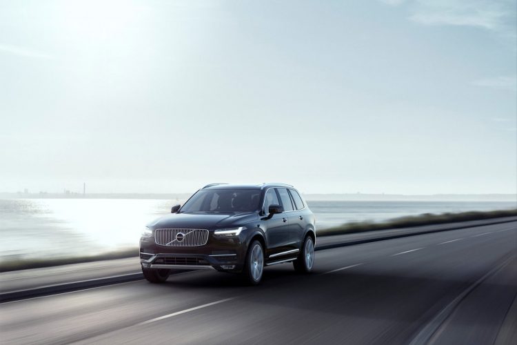 Volvo-XC90-2015-(16)