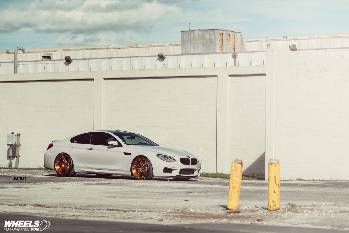 BMW-M6-(13)