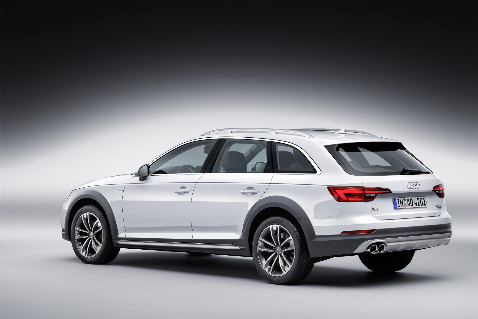 Audi A4 allroad quattro 2016