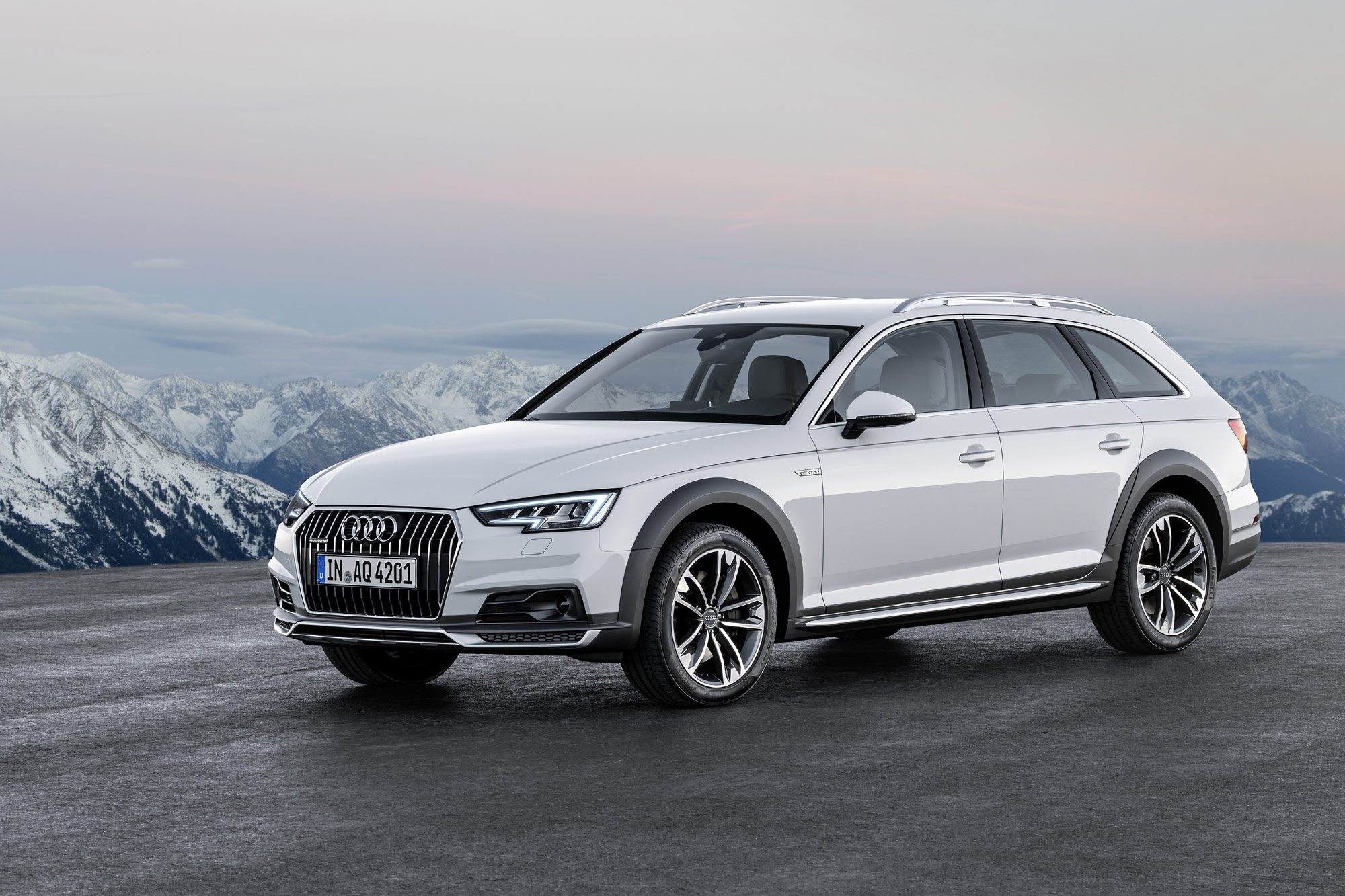 Audi A4 allroad quattro 2016