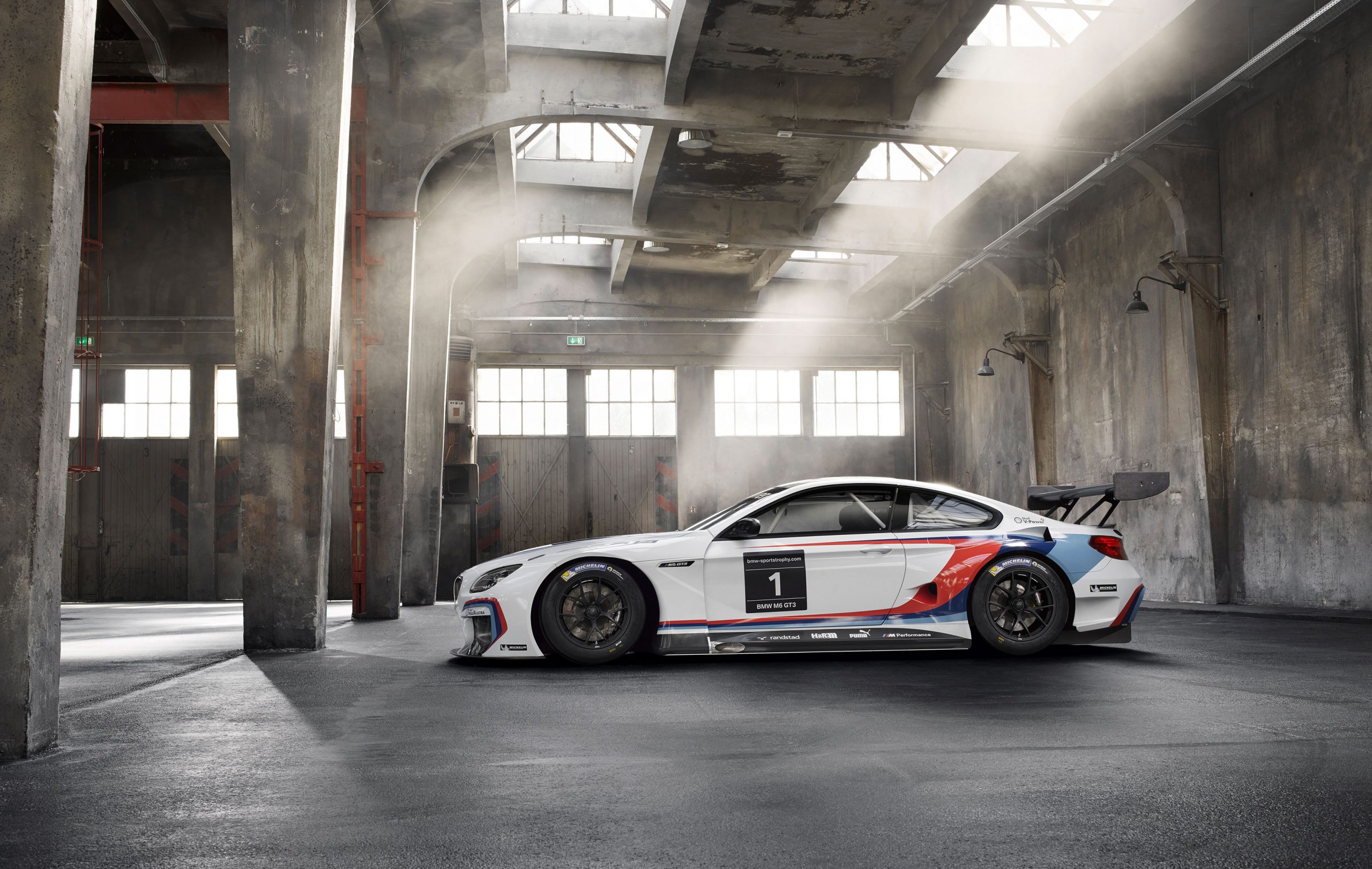 BMW M6 GT3 Wallpaper