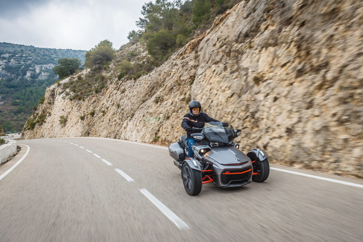 Can Am Spyder Test 2016