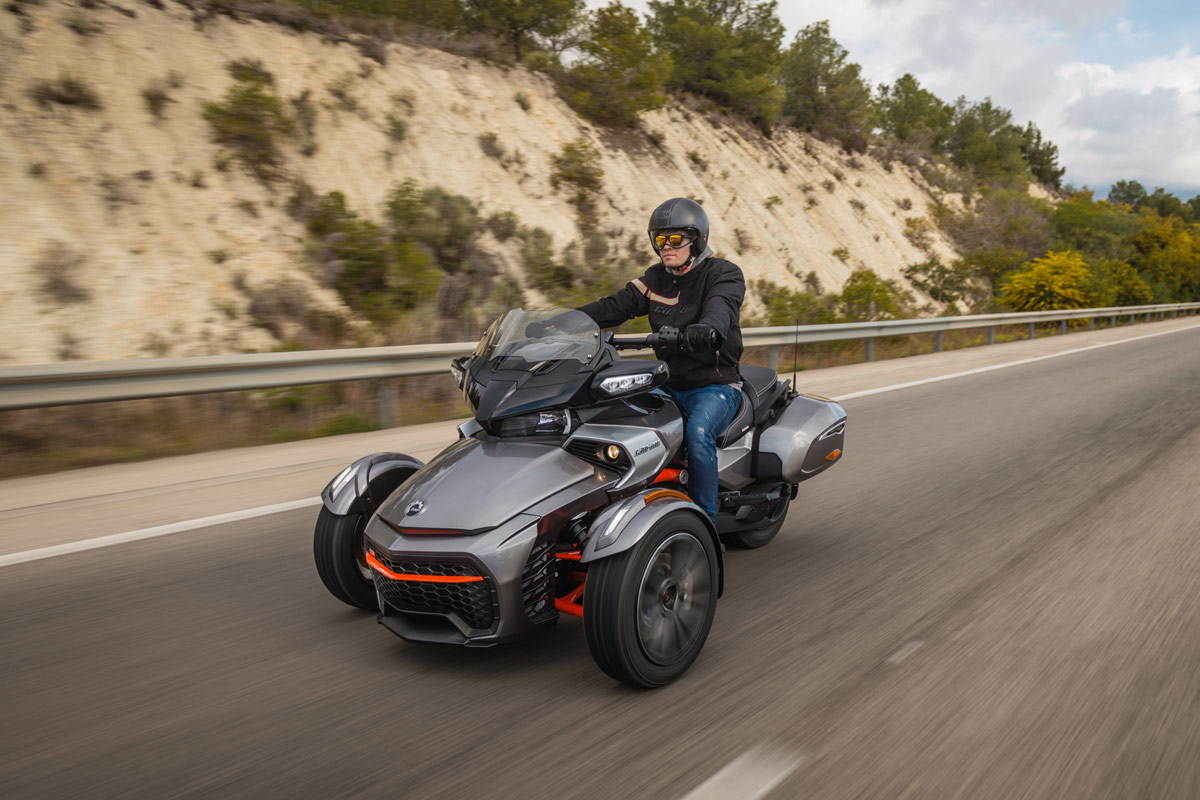 Can Am Spyder Test 2016