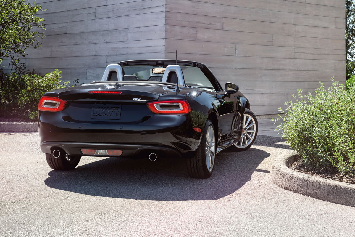 Fiat 124 Spider 2015