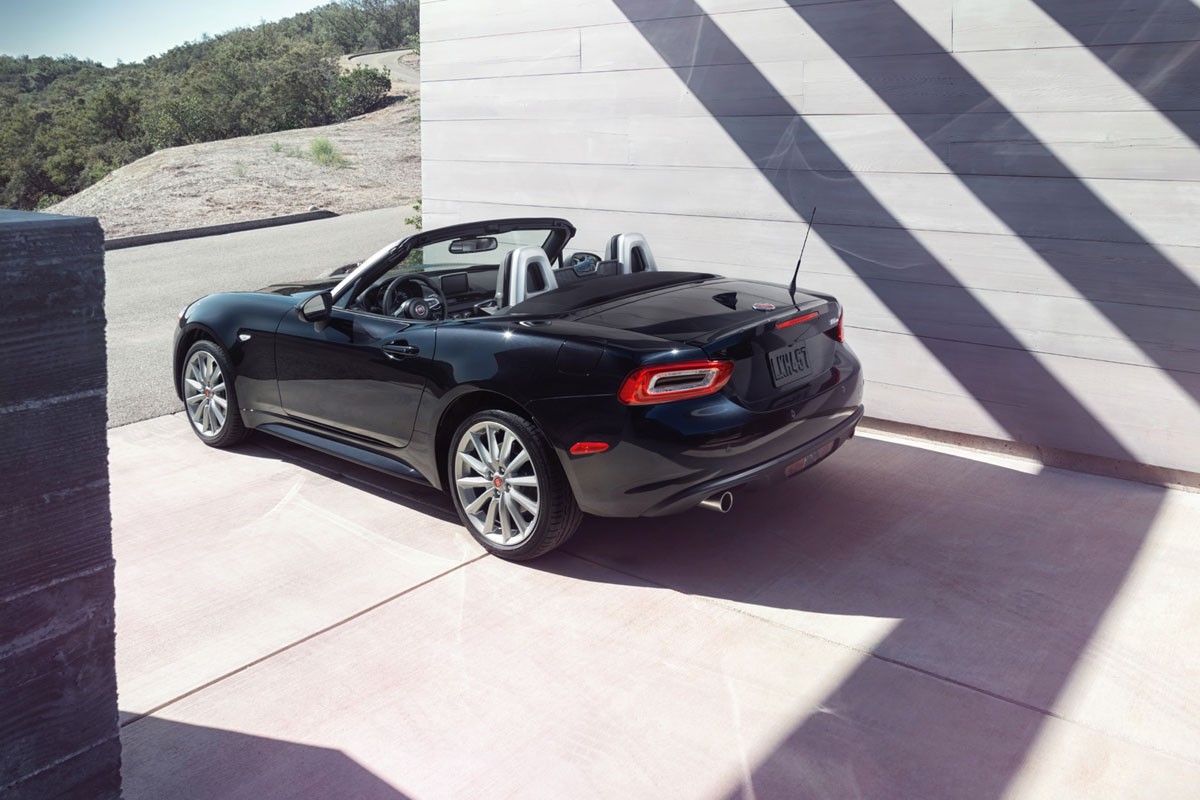 Fiat 124 Spider 2015