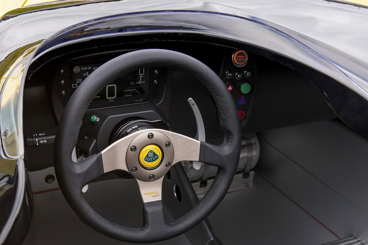 Lotus 3-Eleven 2016