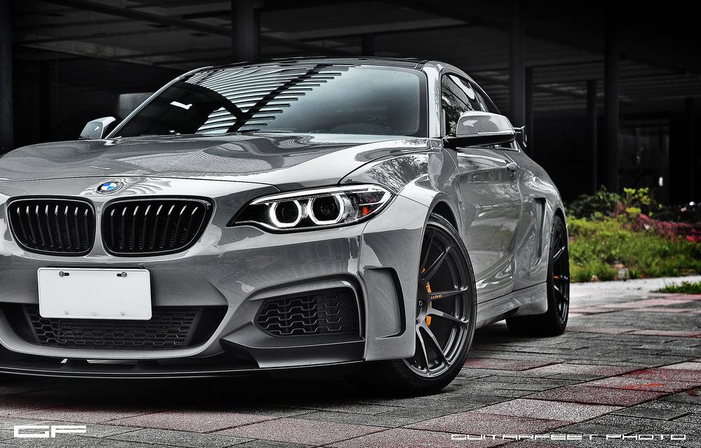 BMW M235i Manhart MH2 400 Widebody Japan