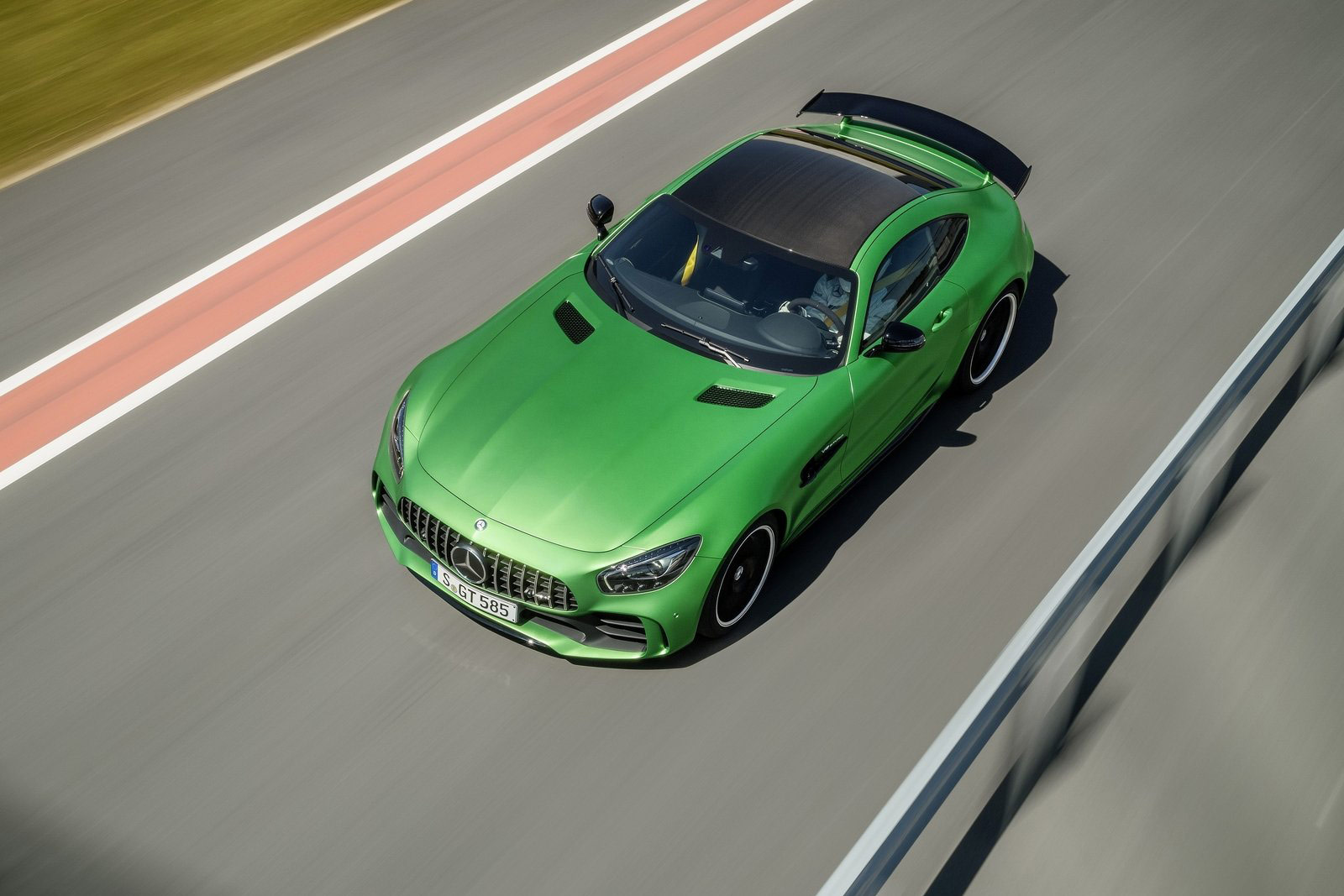 Mercedes-Benz-AMG_GT_R-(29)