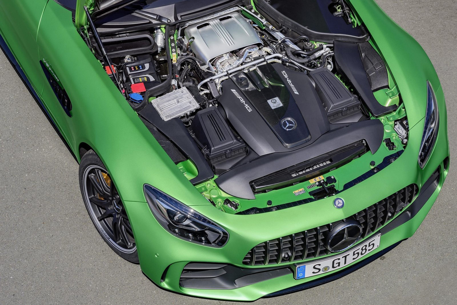 Mercedes-Benz-AMG_GT_R-(55)