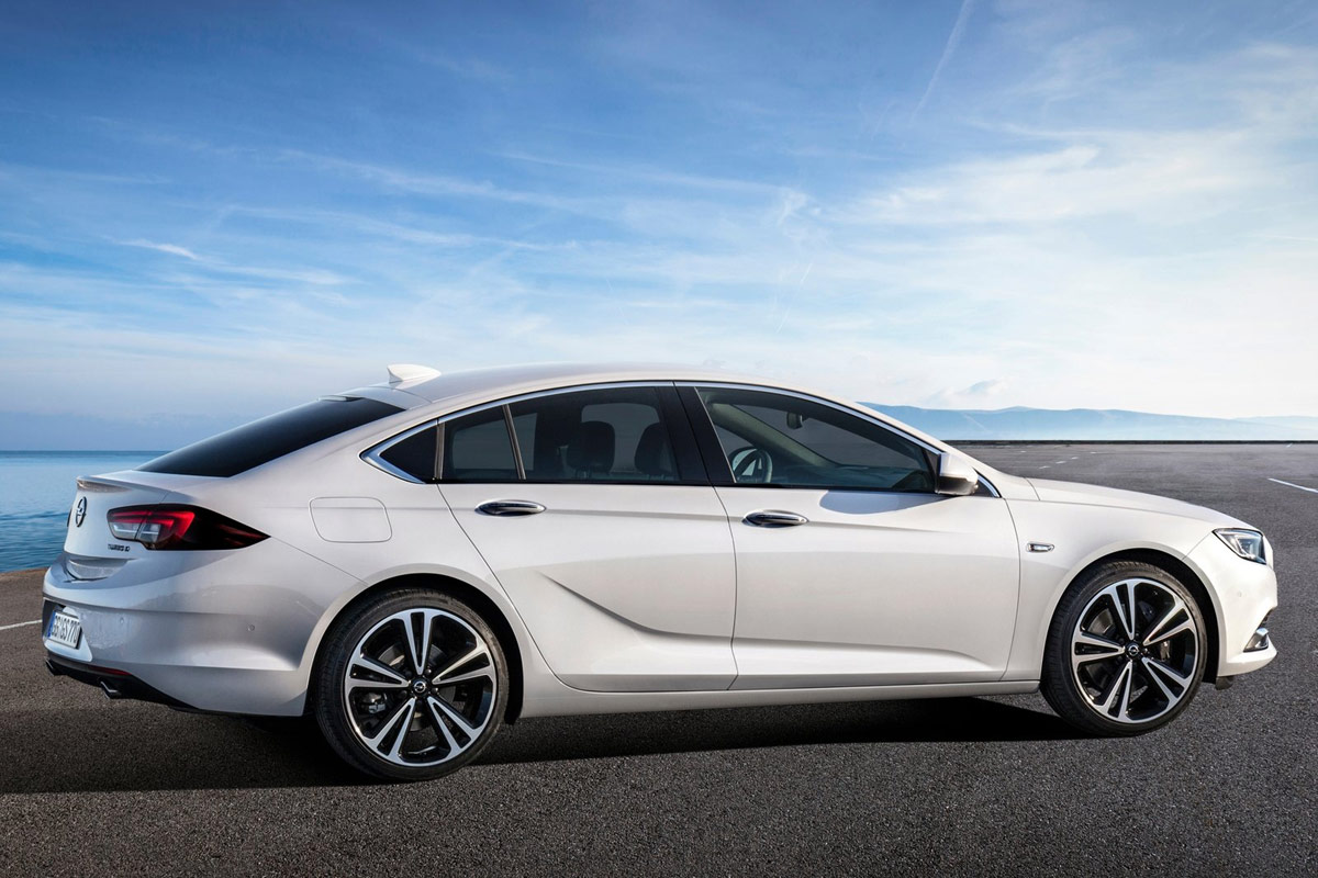 Opel Insignia Grand Sport 2016