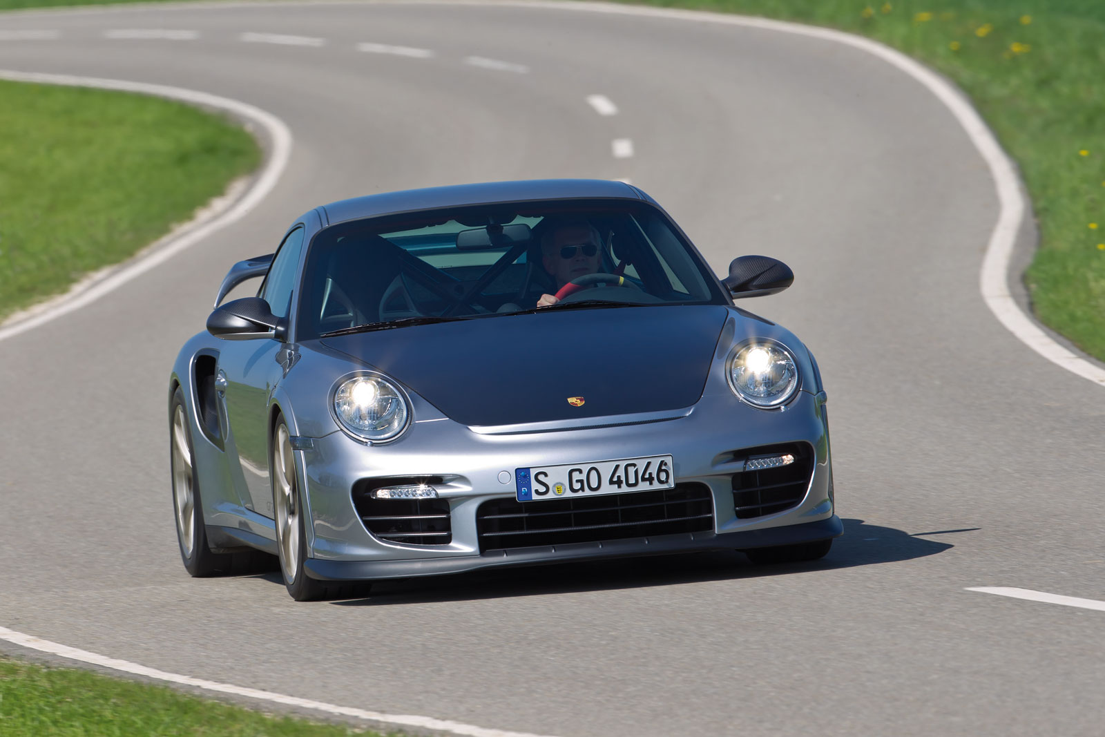 Porsche 911 GT2 RS 2010