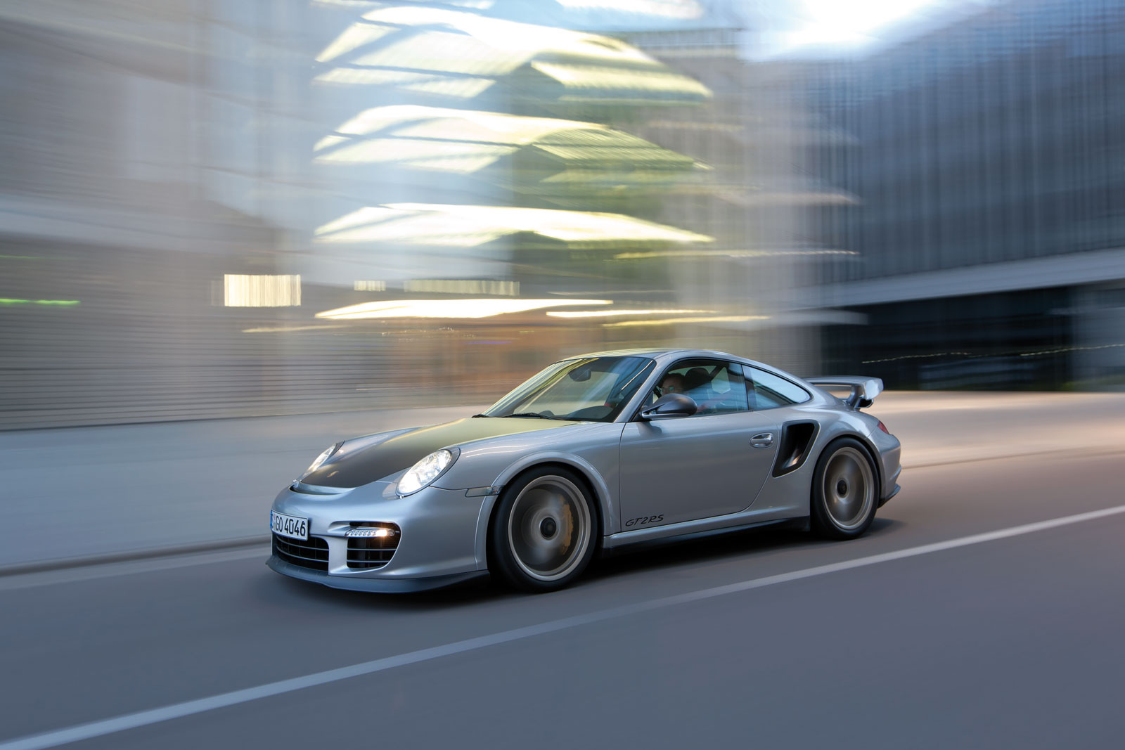 Porsche 911 GT2 RS 2010