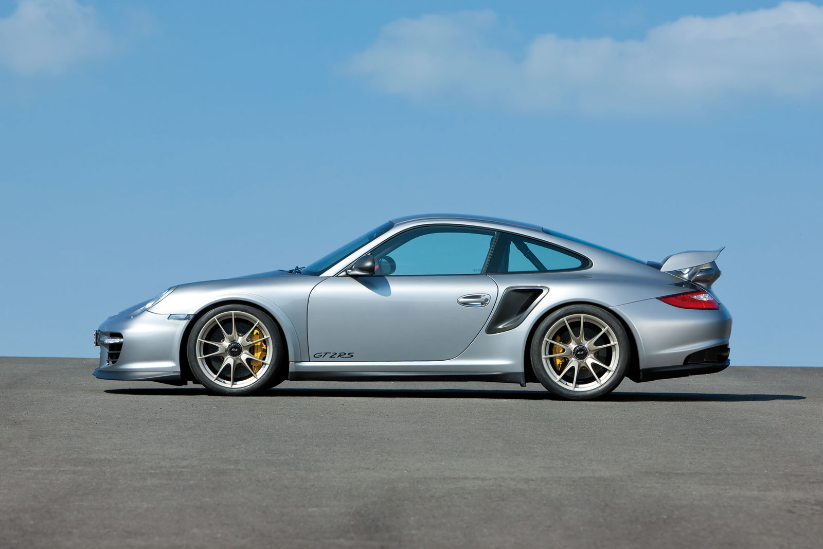 Porsche 911 GT2 RS 2010