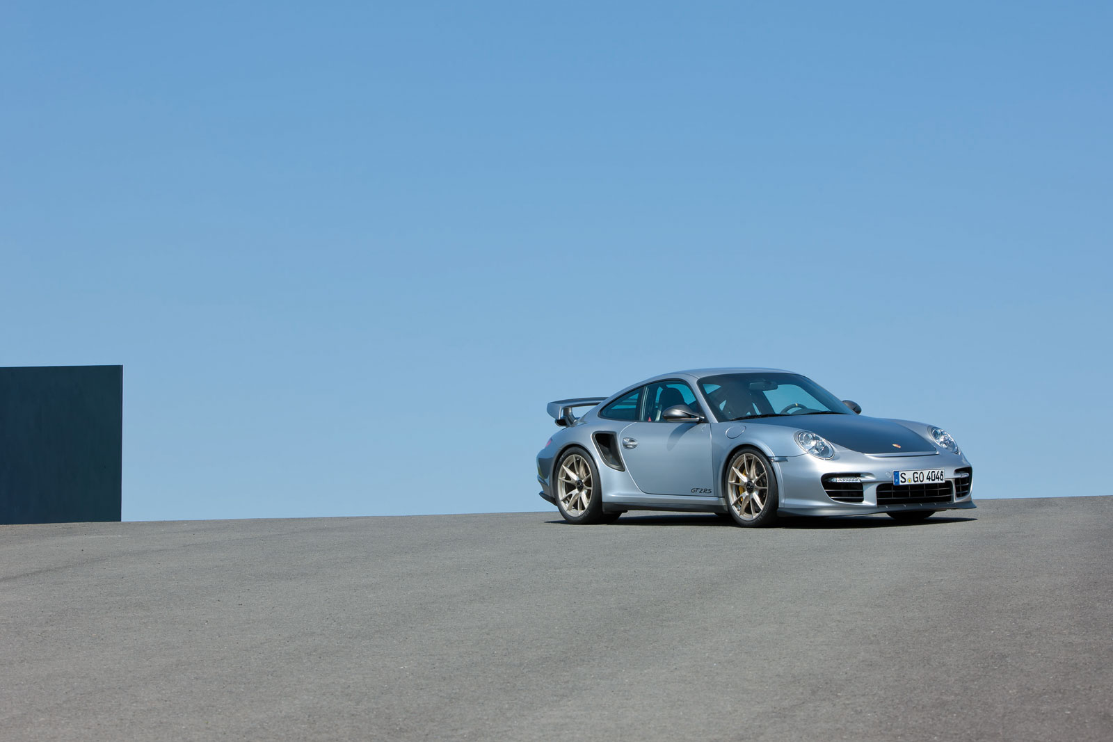 Porsche 911 GT2 RS 2010