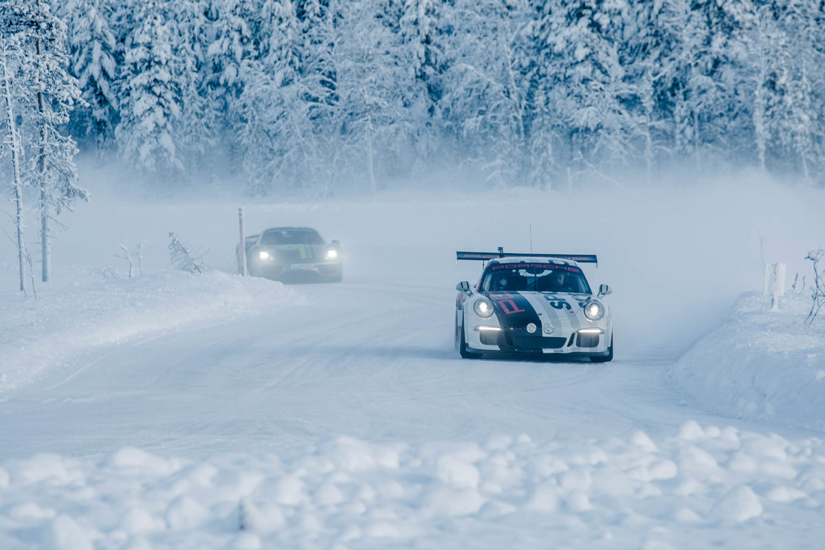 Porsche 911 turbo Wintertest