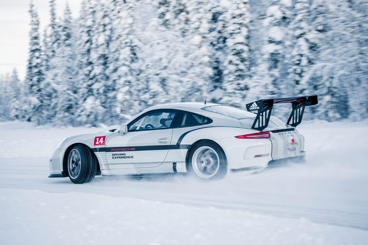 Porsche 911 turbo Wintertest