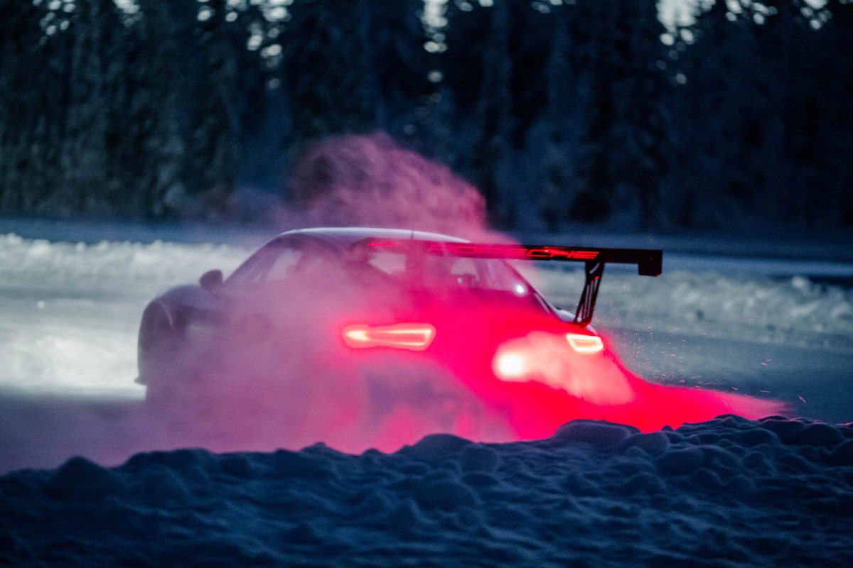 Porsche 911 turbo Wintertest