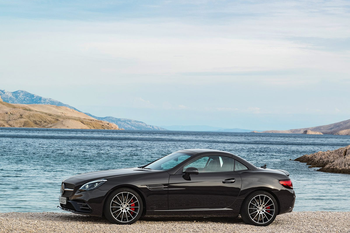 Mercedes-AMG SLC43 2015