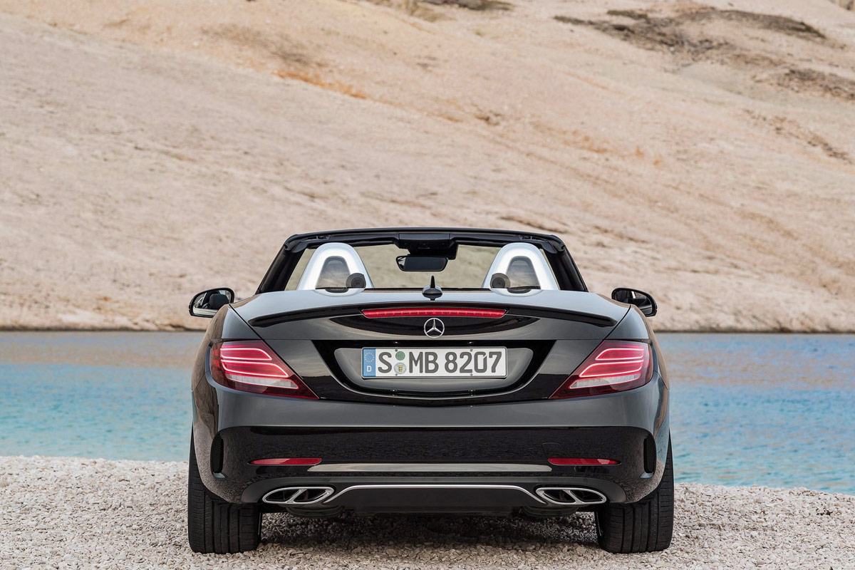 Mercedes-AMG SLC43 2015