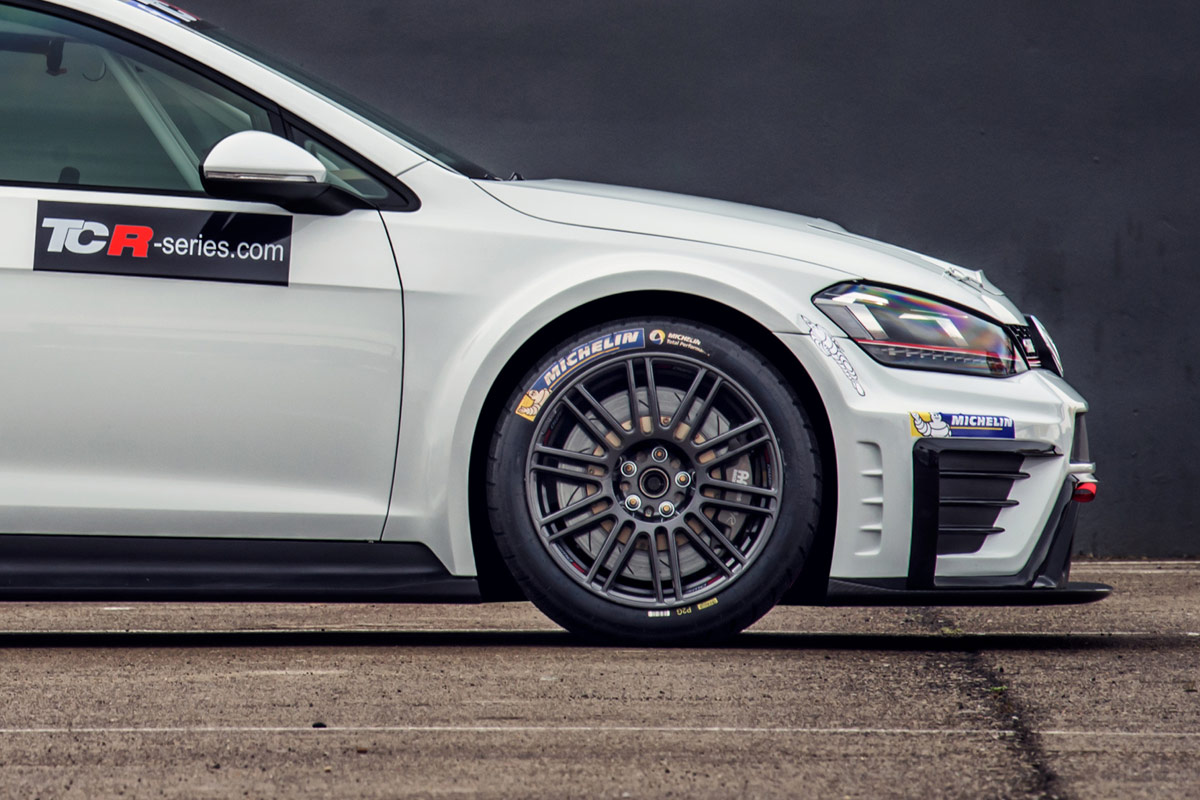 VW Golf GTI TCR 2016