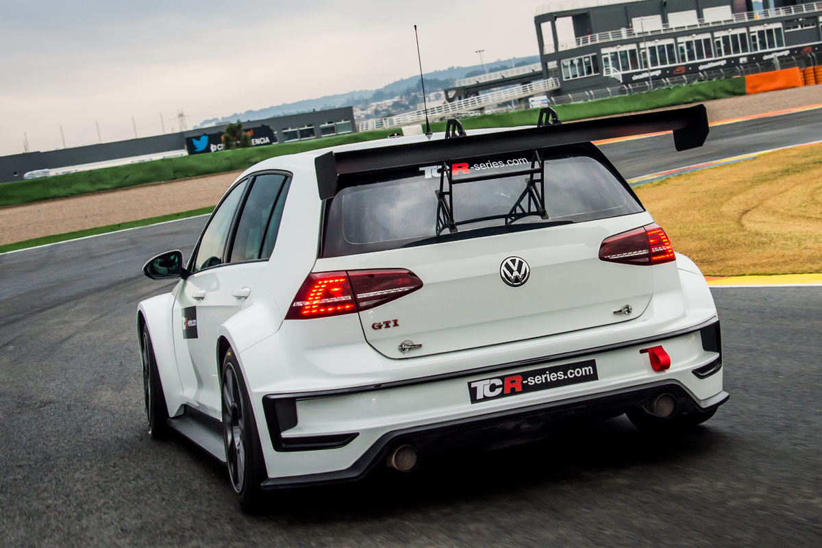 VW Golf GTI TCR 2016