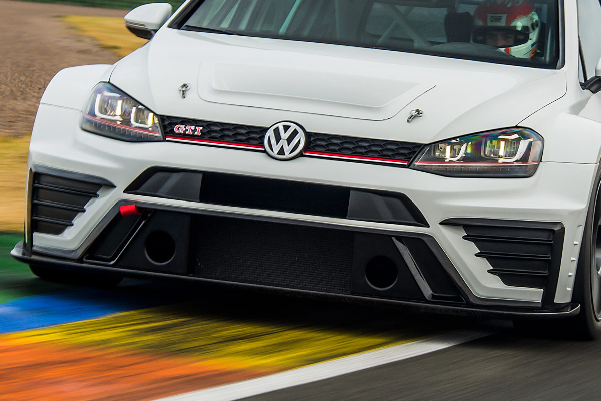 VW Golf GTI TCR 2016