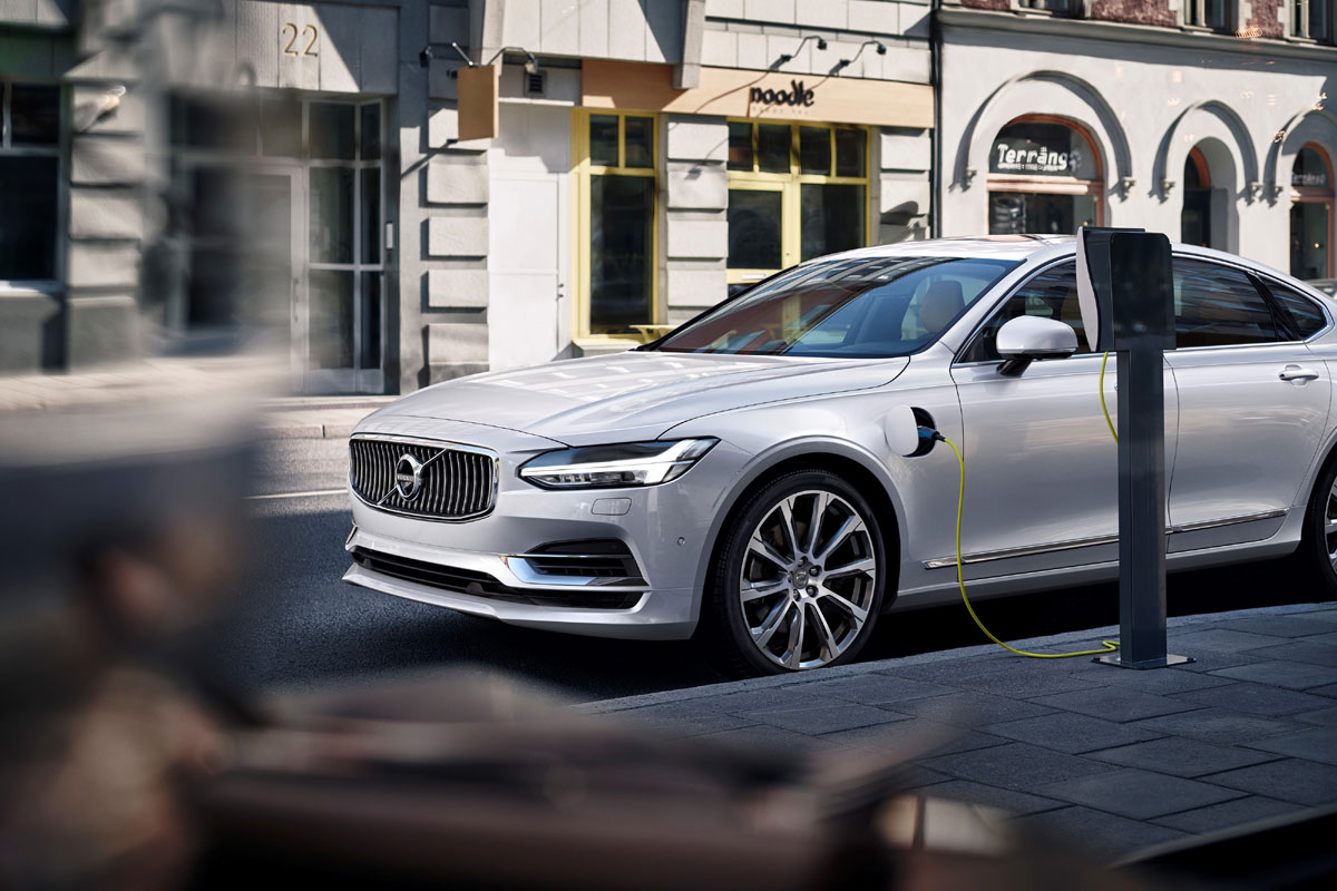 Volvo S90 2016