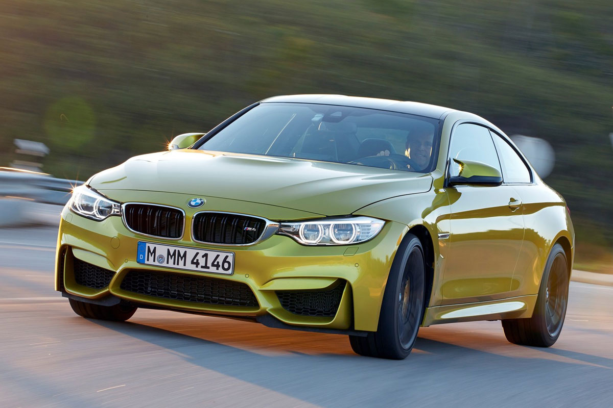 BMW-M4-Coupe-(3)