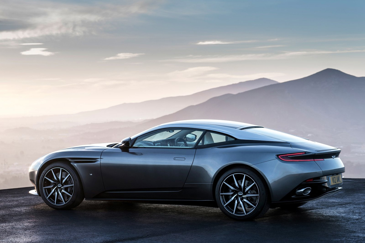 2017 DB 11 Coupé