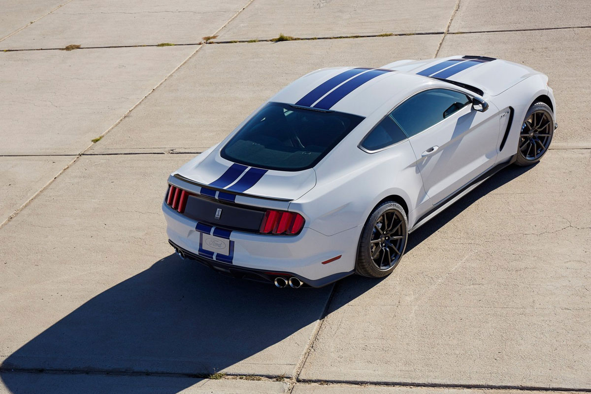 Ford Mustang Shelby GT350 2014 Wallpaper (1)