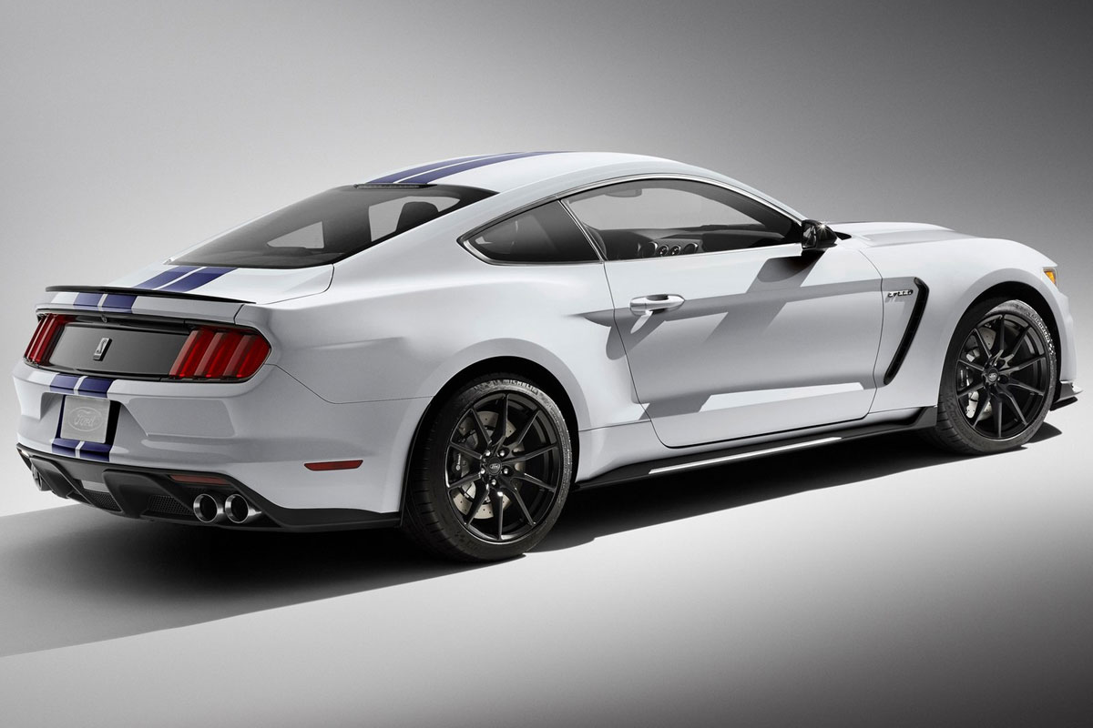 Ford Mustang Shelby GT350 2014 Wallpaper (24)