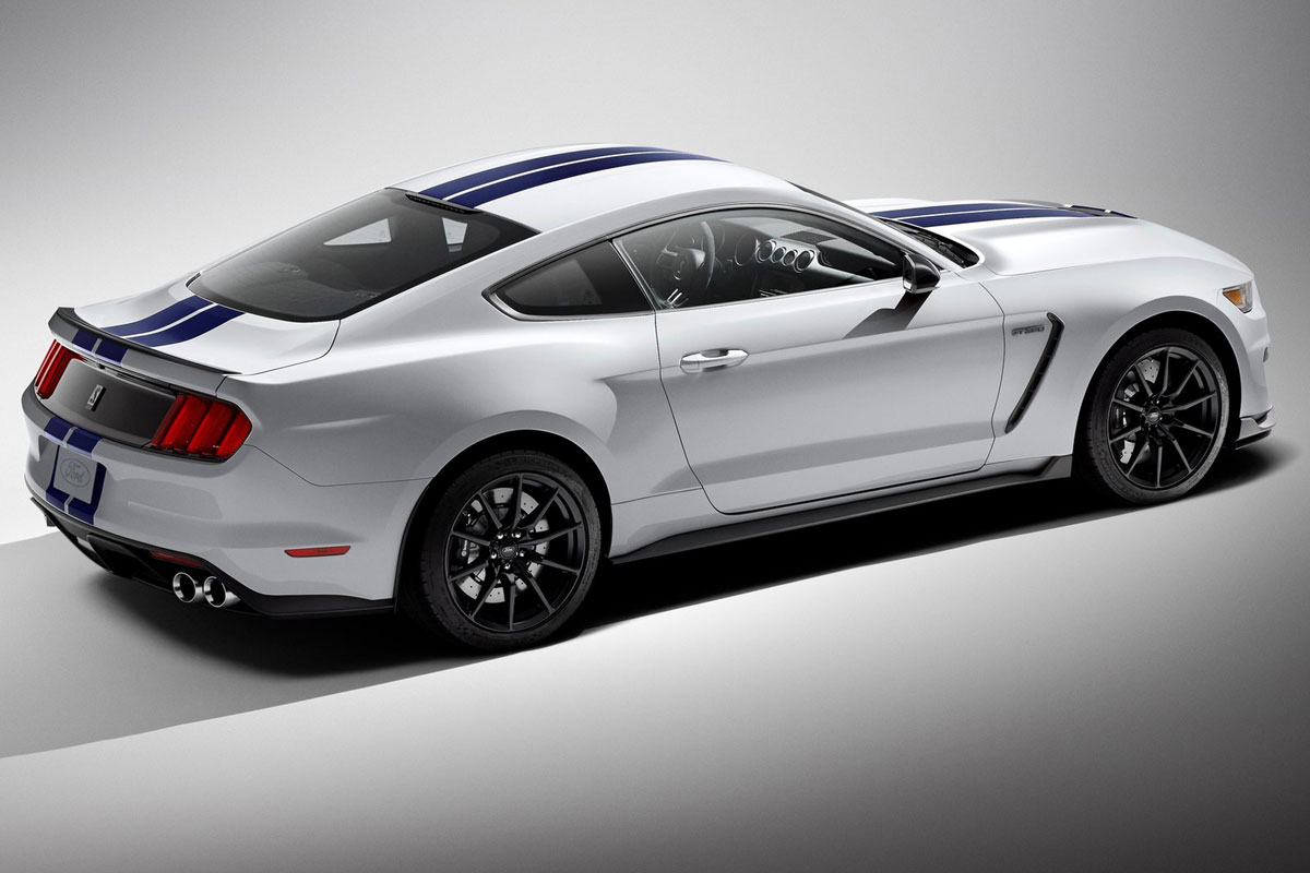 Ford Mustang Shelby GT350 2014 Wallpaper (25)