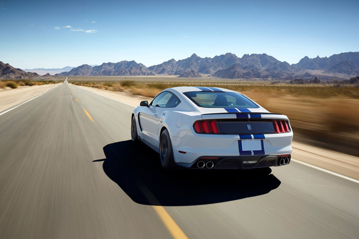 Ford Mustang Shelby GT350 2014 Wallpaper (3)