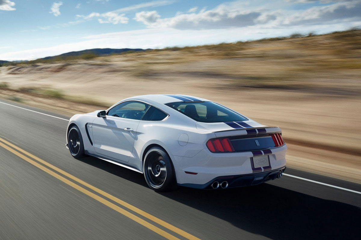 Ford Mustang Shelby GT350 2014 Wallpaper (4)