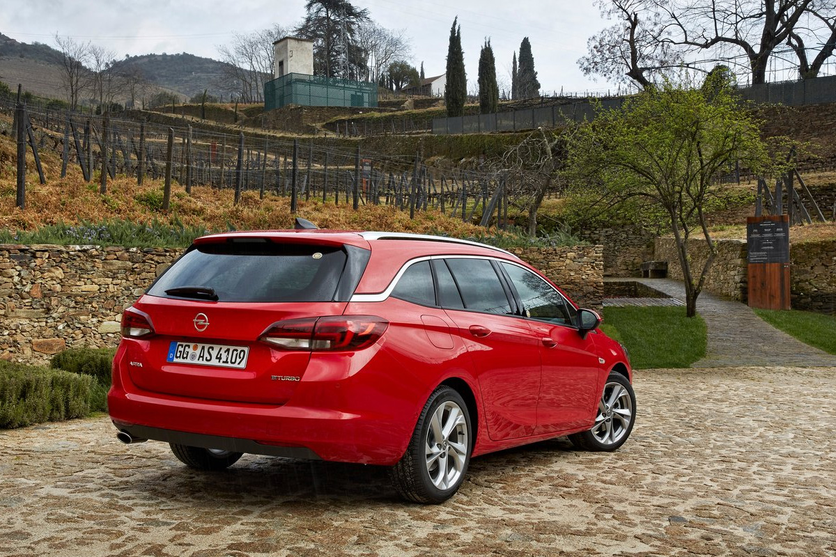 2016 Opel Astra Sports Tourer