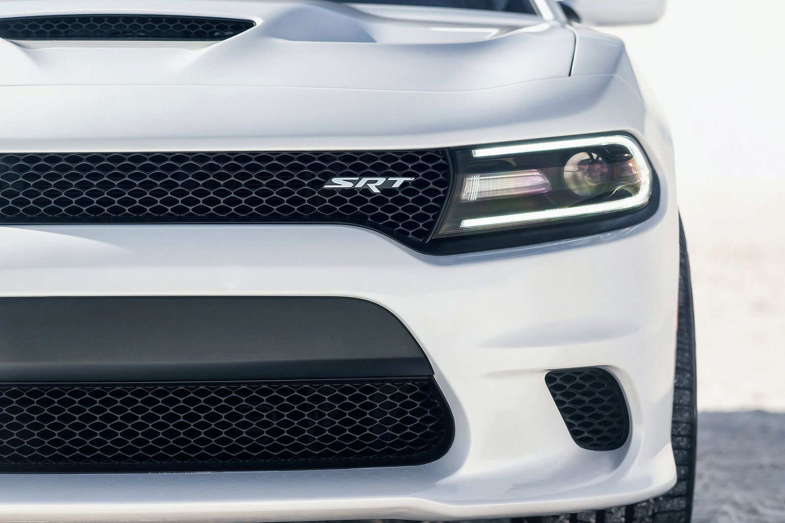 Charger-SRT-Hellcat-(60)