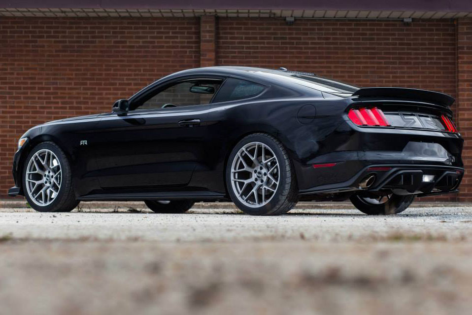 Ford-Mustang-RTR-3