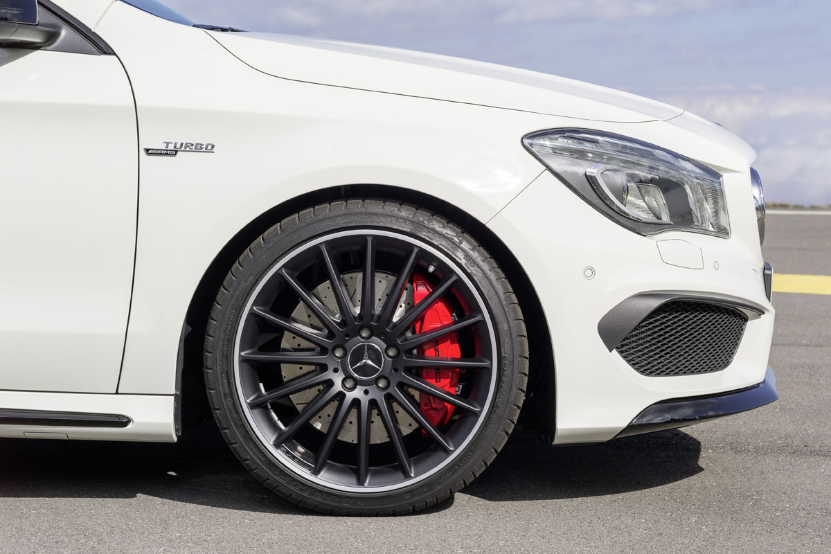 Mercedes CLA 45 AMG Shootin Brake 2014