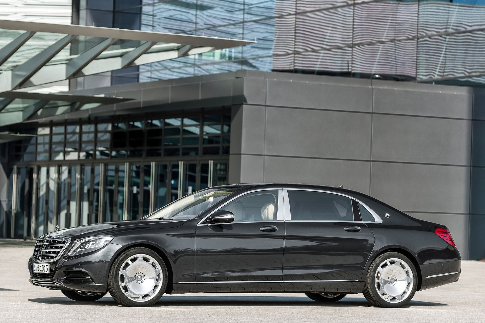 Mercedes-Maybach-(19)