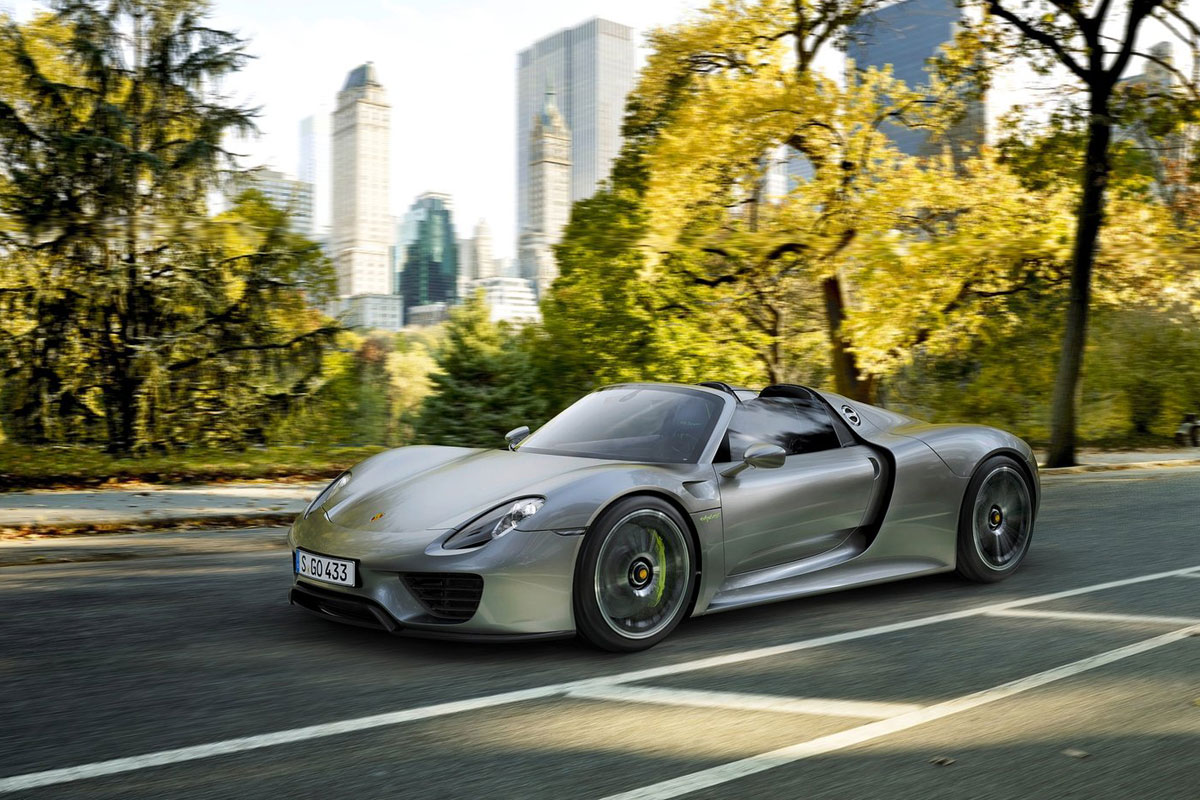 Porsche-918-Spyder-(8)