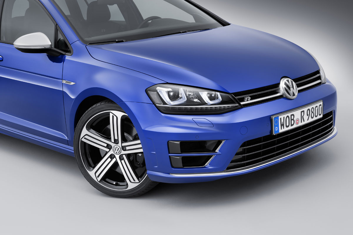 VW-Golf-R-Variant-2014-(10)