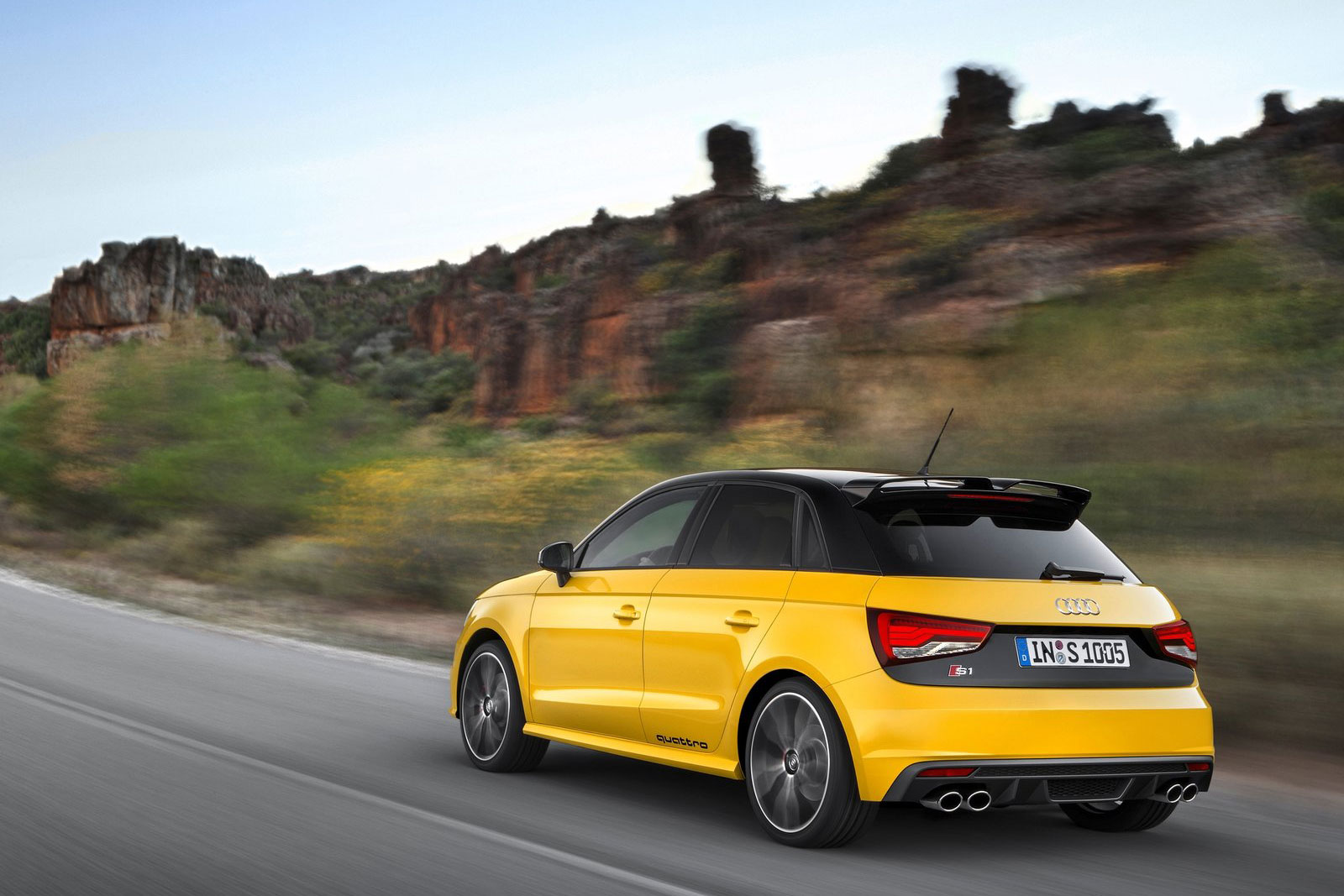 Audi-S1_Sportback-(10)