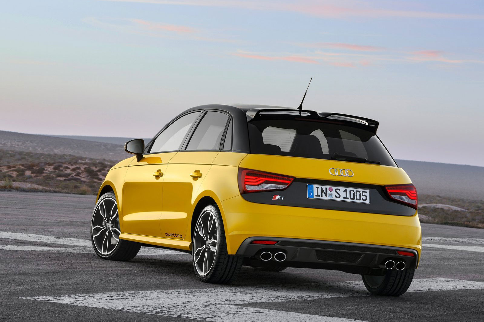 Audi-S1_Sportback-(7)