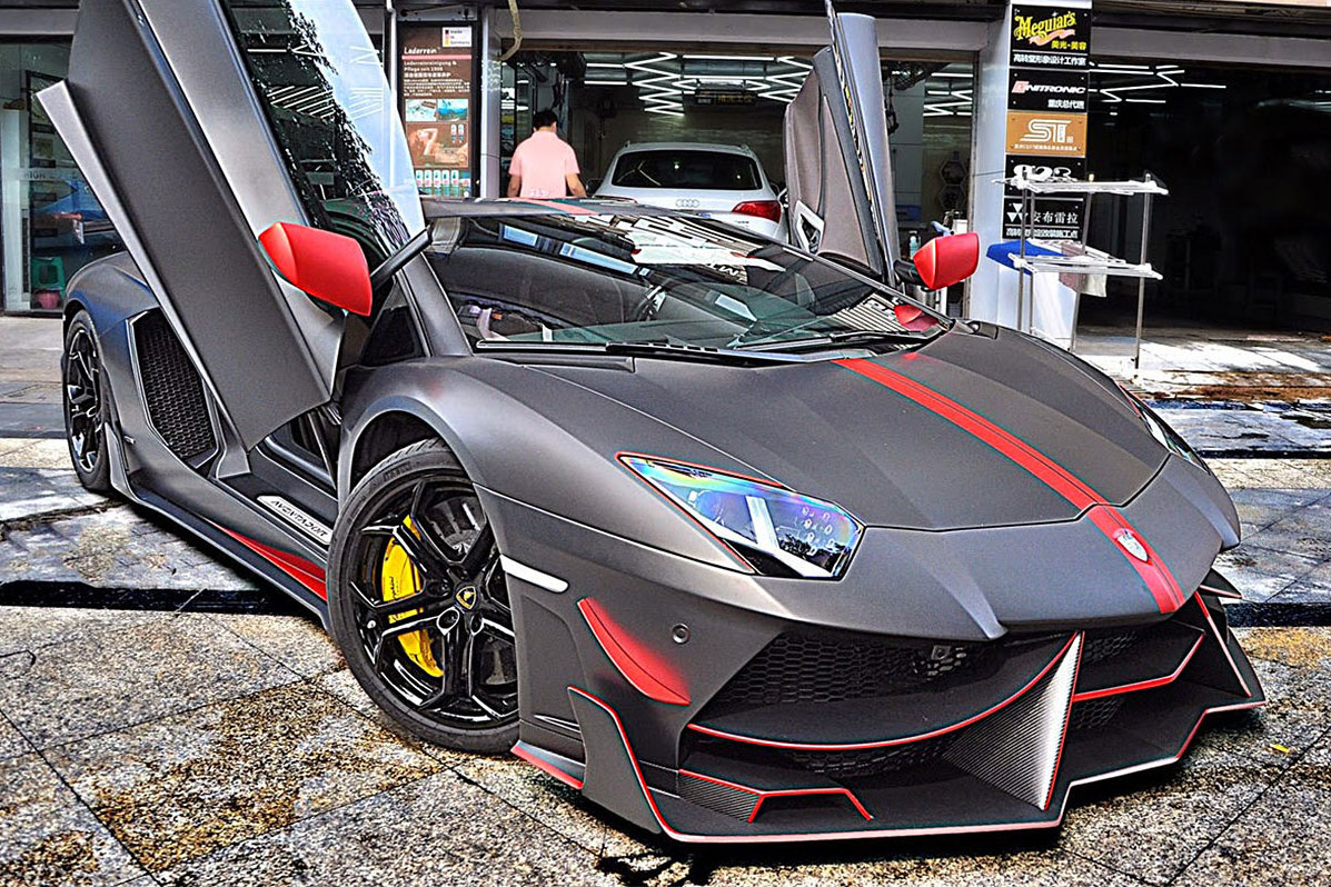 DMC-Aventador-13