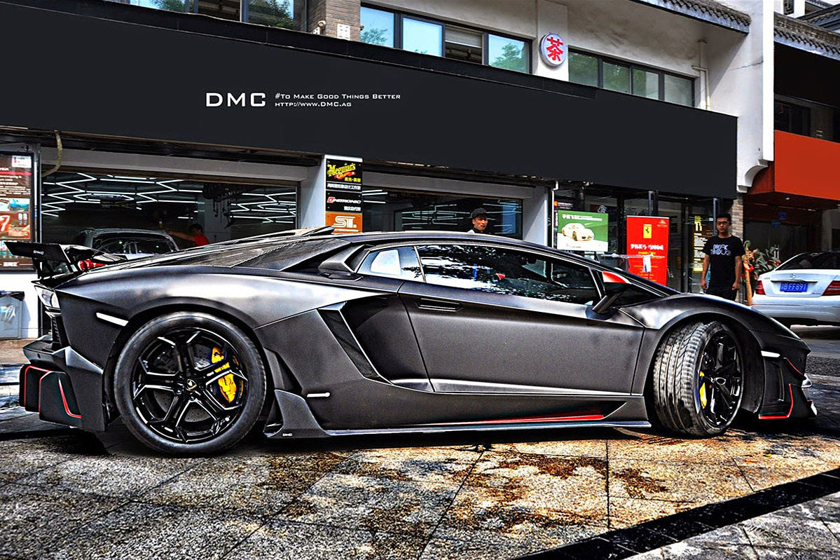 DMC-Aventador-9