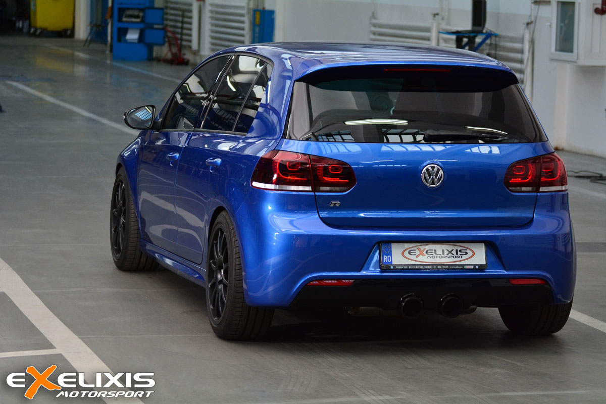 VW Golf R Exelixis Motorsport 2014