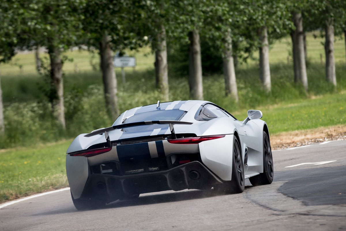 Jaguar-C-X75-(16)