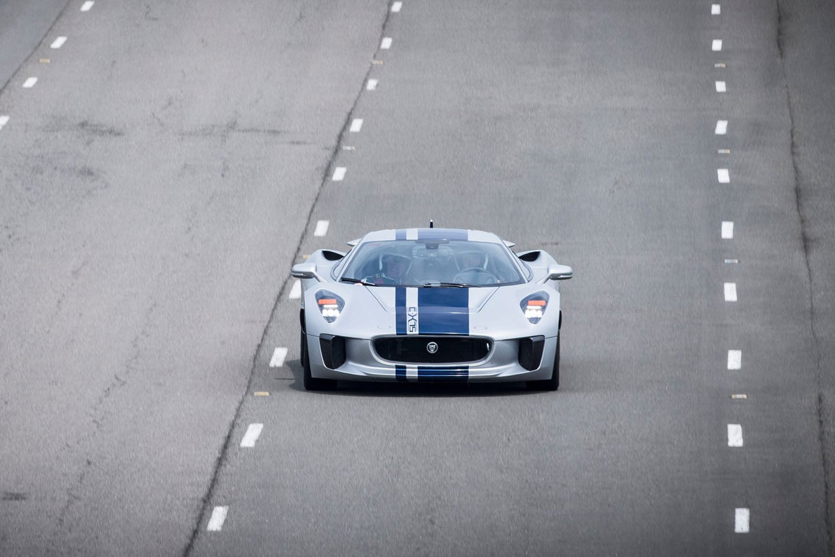 Jaguar-C-X75-(61)